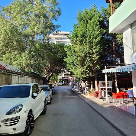 Free Parking & Wi-fi, Big Apartment, Center Apartment Durres